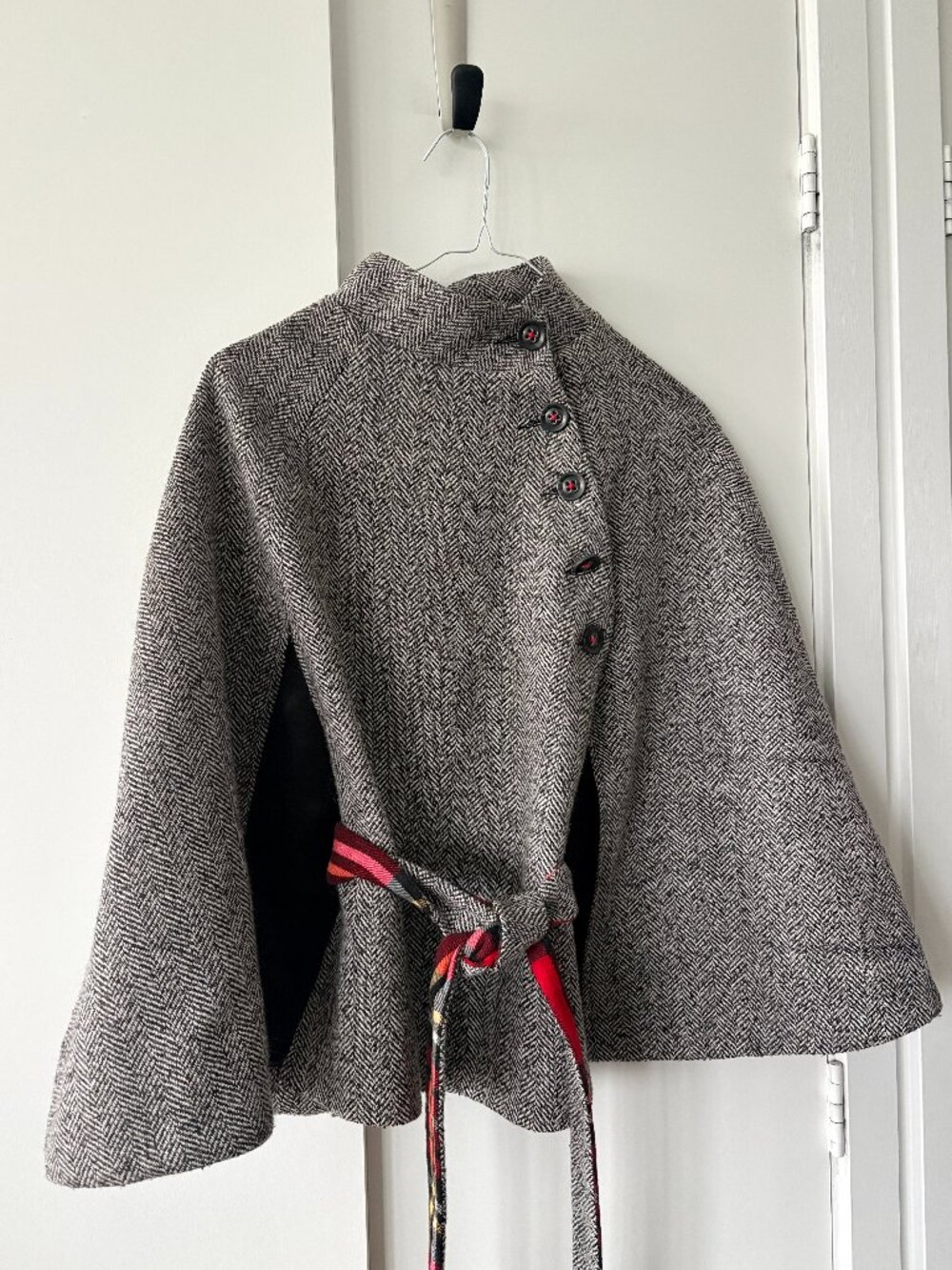 Chulo Pony Y2K Capelet
